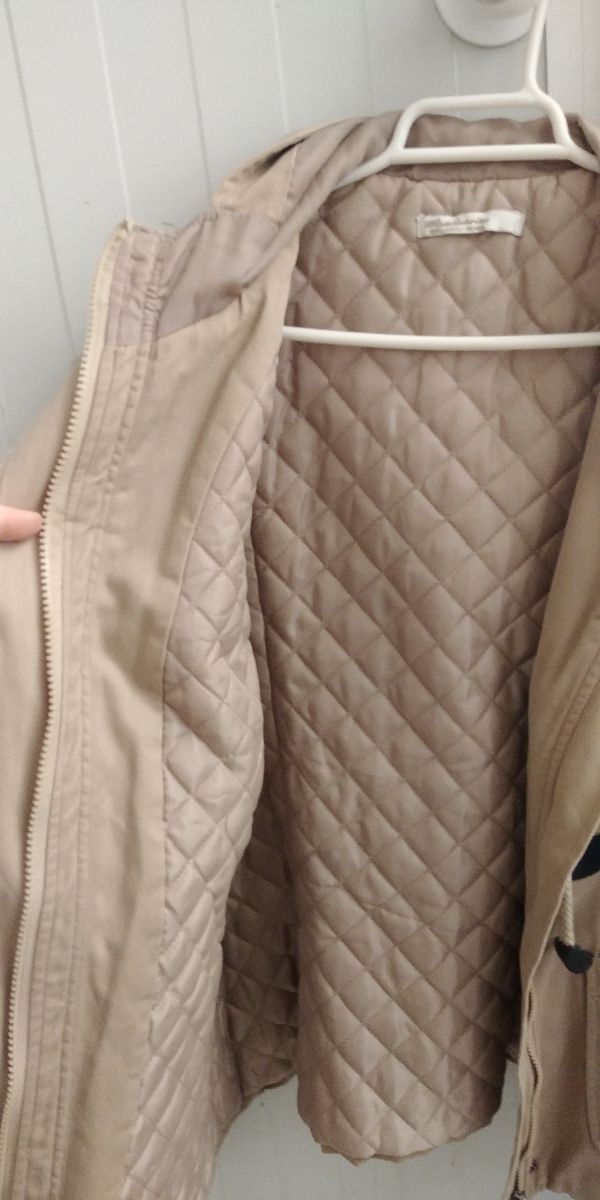 Chaqueta tipo trenca de mujer