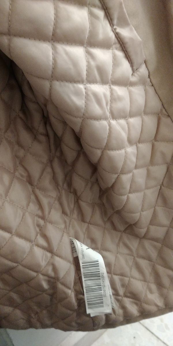 Chaqueta tipo trenca de mujer