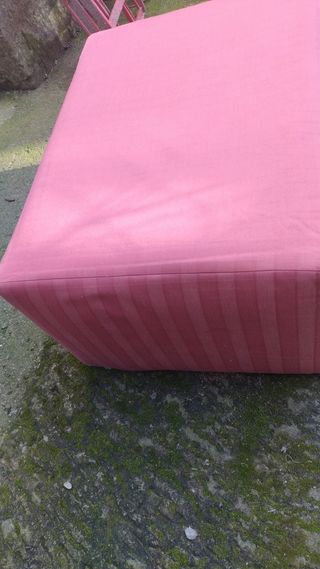 Reposa pie fucsia