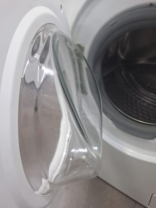 Lavadora AEG 8kg carga frontal
