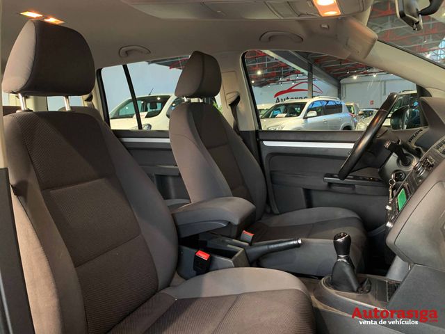 Volkswagen Touran 2012