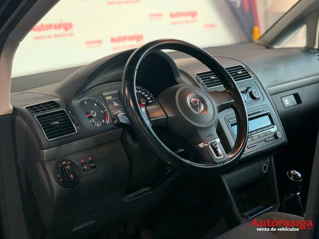 Volkswagen Touran 2012