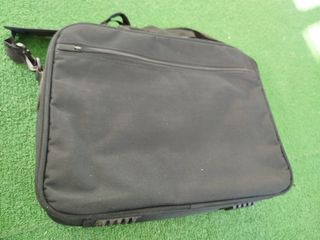 Maletín, funda para portátil 
