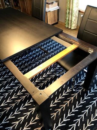 mesa de comedor con sillas