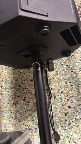 ALTAVOZ 12" AUTO AMPLIFICADO