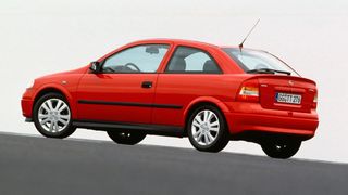 Repuestos Opel Astra G Sportive 2.0