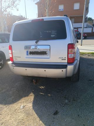 Dodge Nitro 2010 o Cambio por Tesla model S