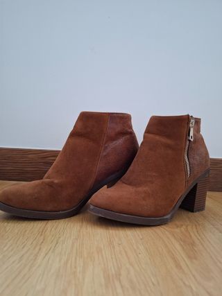 Botines marrones