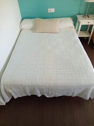 Colcha de ganchillo. Medidas 220 X 200