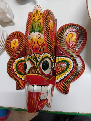 Maru raksha maschera etnica Sri Lanka