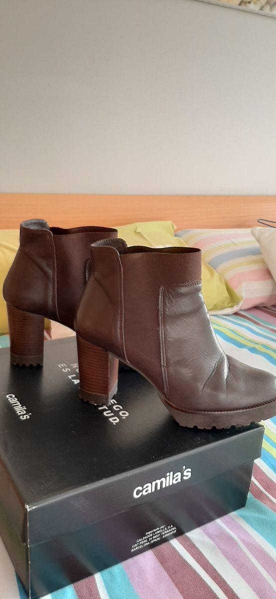 Botines color marrón muy comodos 