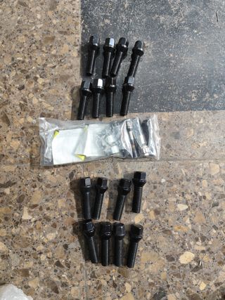 20 Tornillos m14x1,5 negros