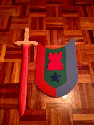 Escudo y espada medieval