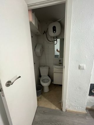 SE TRASPASA PELUQUERIA