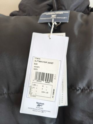 Cazadora Reebok reversible a estrenar