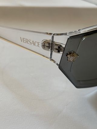 Gafas Versace.