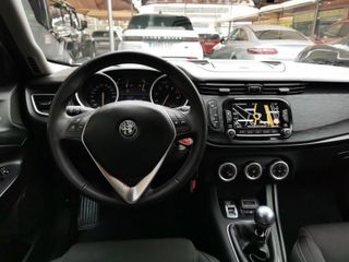 Alfa Romeo Giulietta 2021