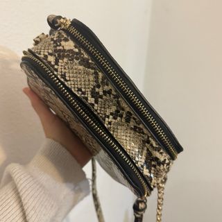 bolso estampado serpiente