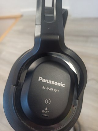 Cascos inalámbricos Panasonic RP-WF830T