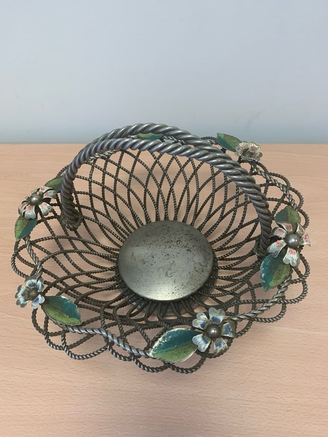 Cesta vintage años 40 en acero esmaltado