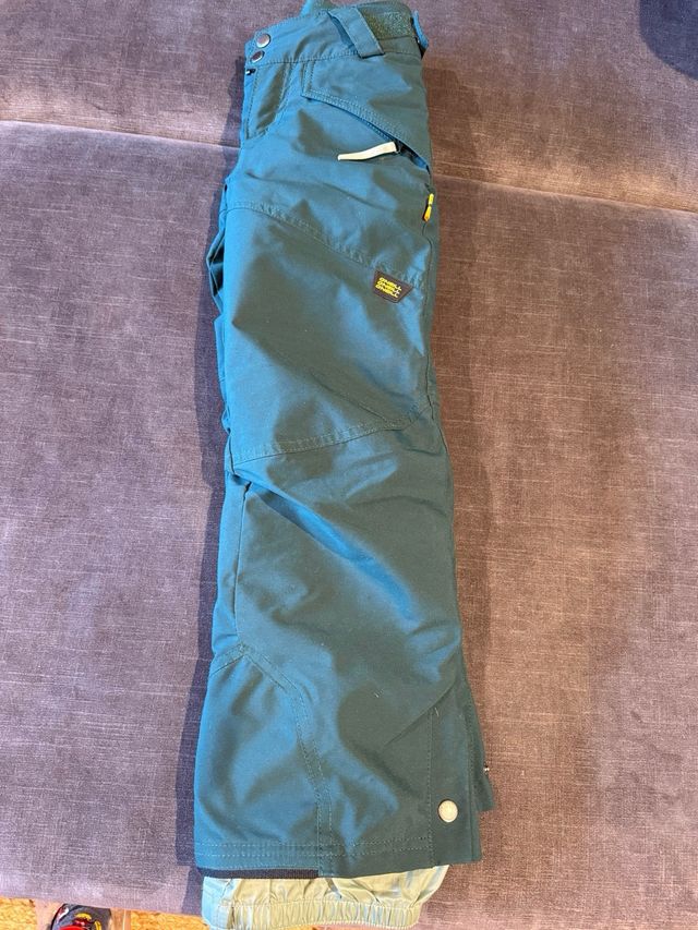 Chaqueta y pantalon snow niño O’neill