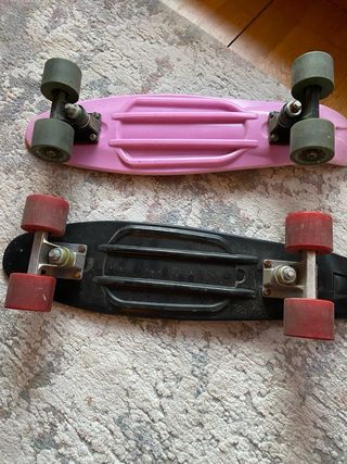 2 Skates: Yurbay Negro / Duckyskate Rosa