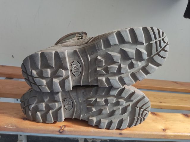 Botas militares 42
