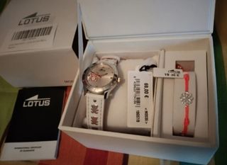 Reloj Lotus niña  y pulsera nuevas a est
