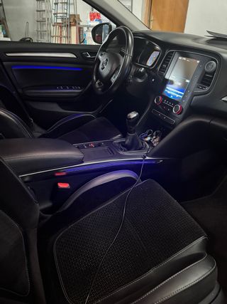 Renault Megane sport tourer  2017