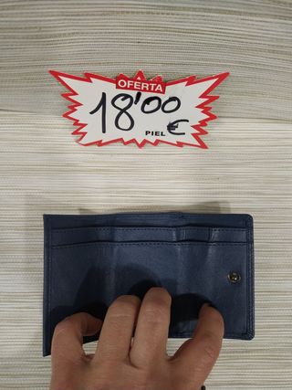 Monedero, billetera de piel .