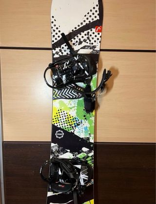 Tabla snowboard Fijaciones y botas 