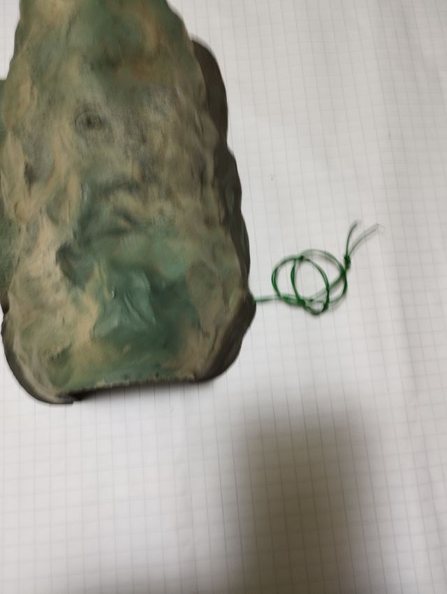 Tunnel con illuminazione interna.