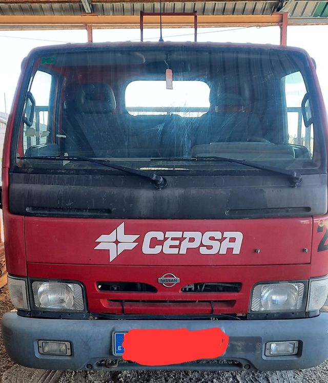 CAMION NISSAN CABSTAR BUTANO