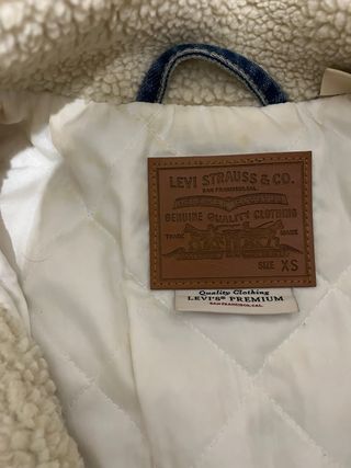Cazadora levis borreguito