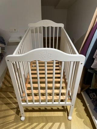 Cuna blanca madera