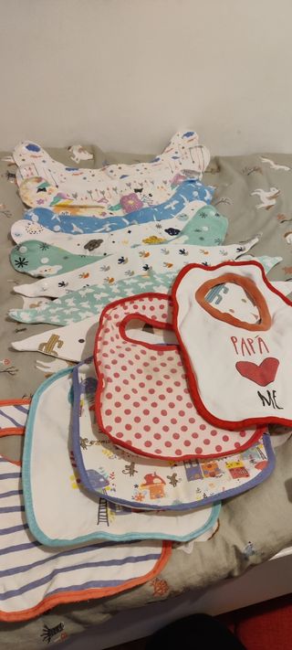 Lote Baberos y Bandanas