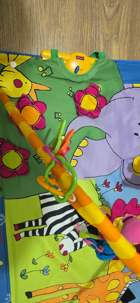 Manta bebe juegos tinylove