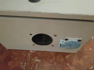 Caja de interruptores con tapadera industrial