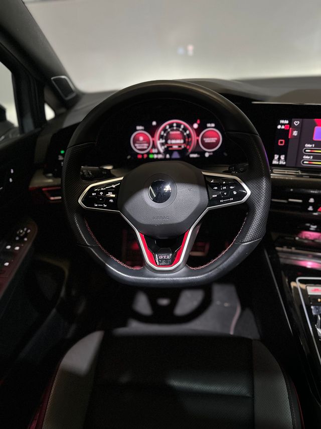 Volkswagen Golf 2023