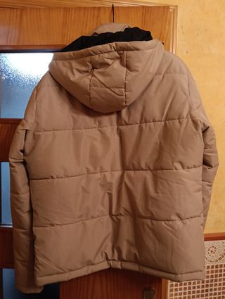 Plumífero hombre 