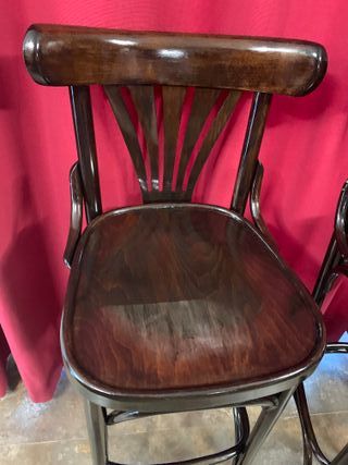 TABURETE ESTILO THONET  MADERA MACIZA CON RESPALDO