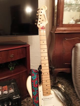 Guitarra. Amplificador. Y pedalera.