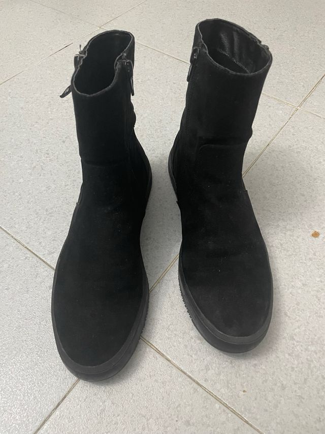 Botines negros