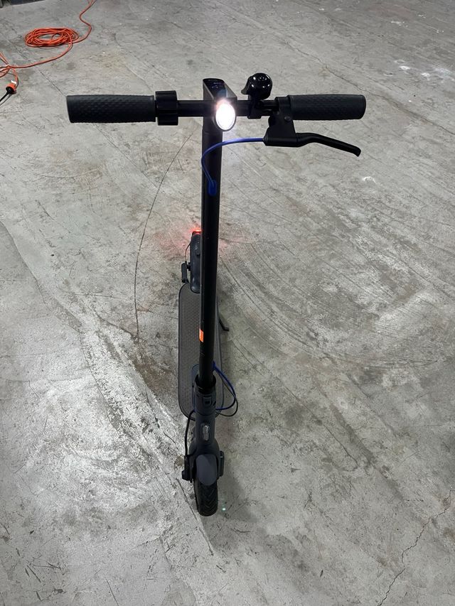 PATINETE XIAOMI MI SCOOTER 3 Y CASCO