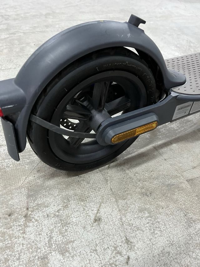 PATINETE XIAOMI MI SCOOTER 3 Y CASCO