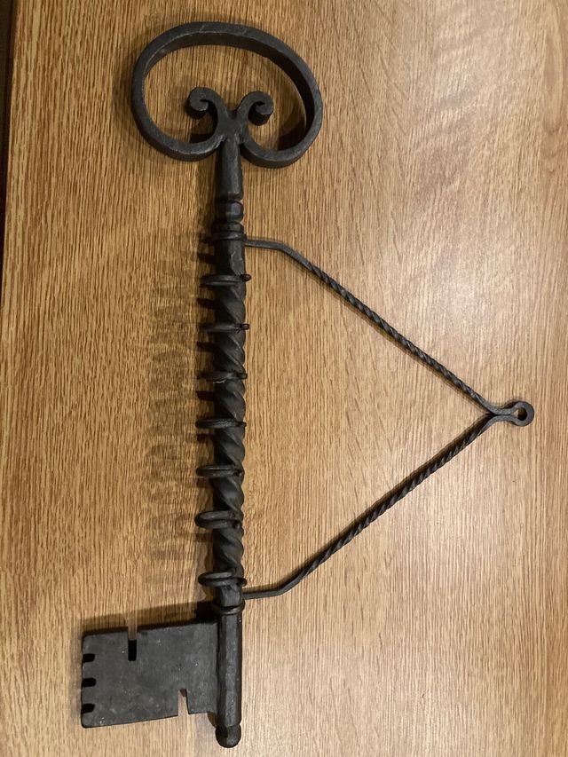 Portachiavi a chiave in ferro battuto