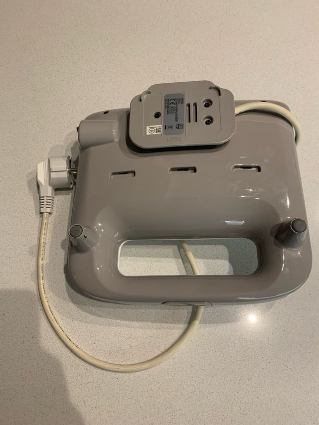 Sandwichera Philips 2392