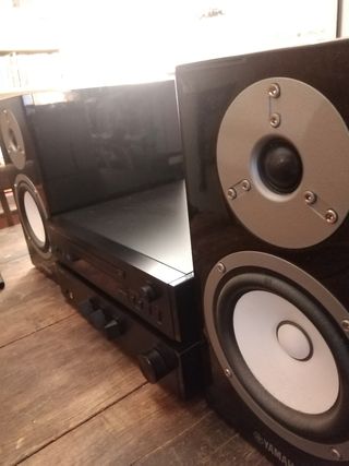Yamaha equipo Hi-Fi MCR-670D