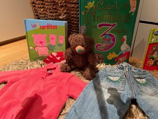 Lote ropa accesorios juguetes bebé