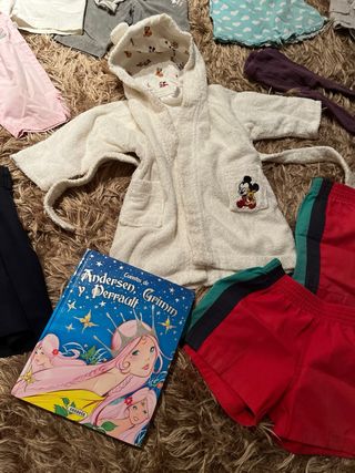 Lote ropa accesorios juguetes bebé